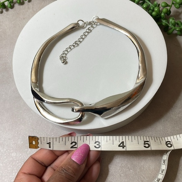 Silver Metal Asymmetrical Necklace - Picture 11 of 13